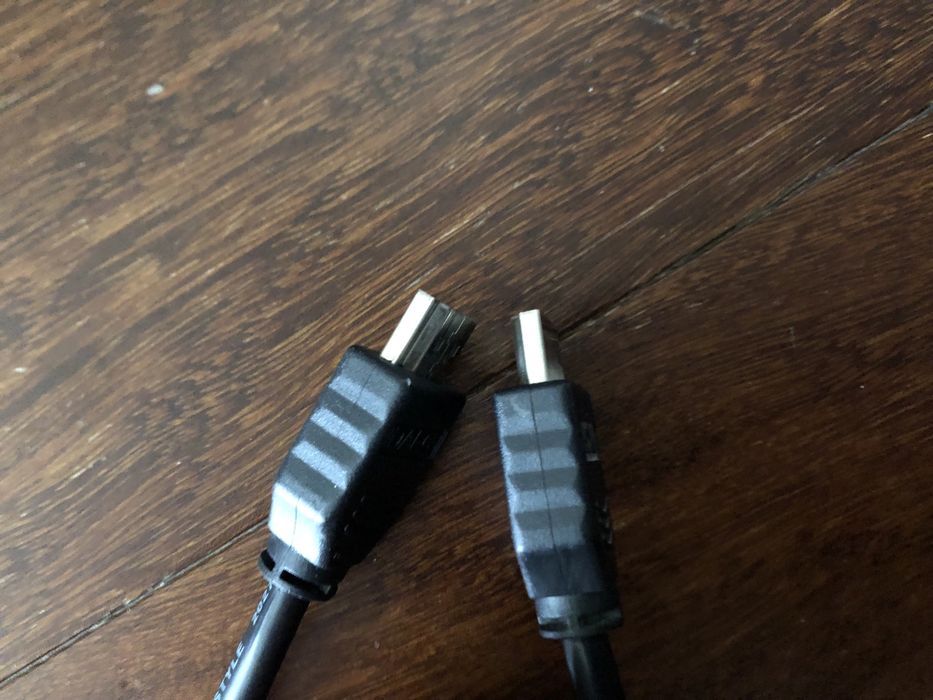 Cabos HDMI 1,4-1,5m em optimo estado