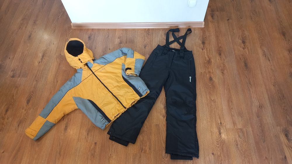 Лыжный костюм на 152см ,benger