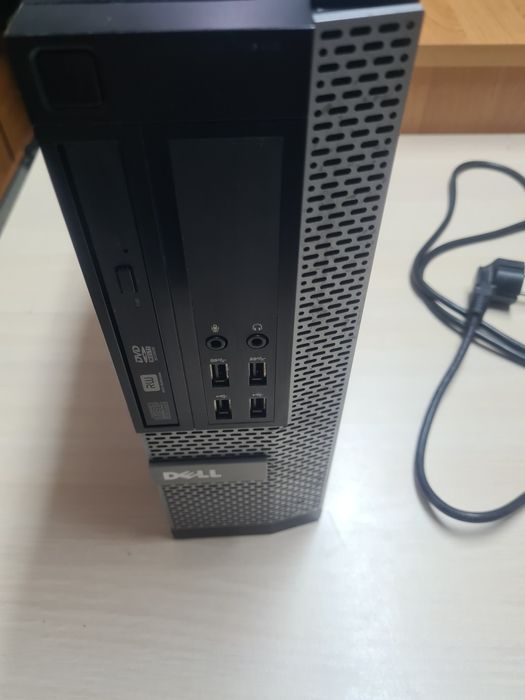 Mały, zgrabny komputer DELL Optiplex 7010 Intel Core i3-3770 4x 3,40MHz, 16GB RAM DDR3; SSD 256GB + HDD 2TB + nVidia GeForce GTX 1050Ti; Windows 11
