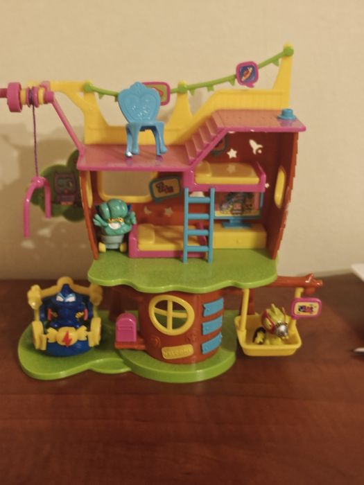 Zestaw do zabawy, domek