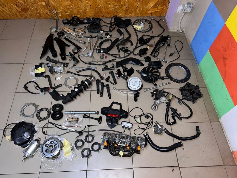 Honda CBR600RR 2010 подетально