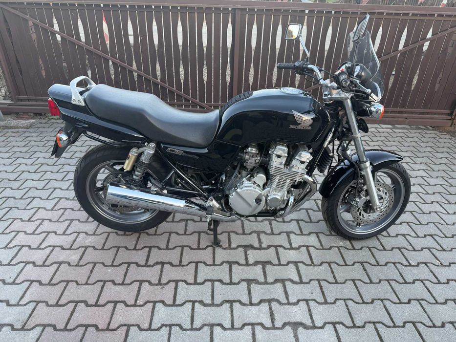 Motor Motocykl - Honda CB 750 (1994) – niski przebieg, idealny stan