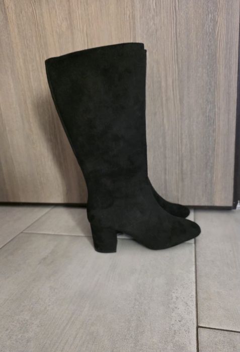 Kozaki na obcasie r. 36