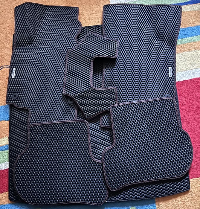 Продам килимки Шкода Октавія А5 (2005-2012)