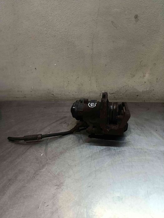 Pinça travão / maxila de travão trás esquerda BMW 5 Touring (F11)