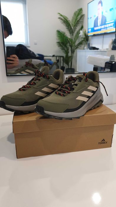 Ténis/ sapatilhas trail Adidas Terrex 40, usados uma vez