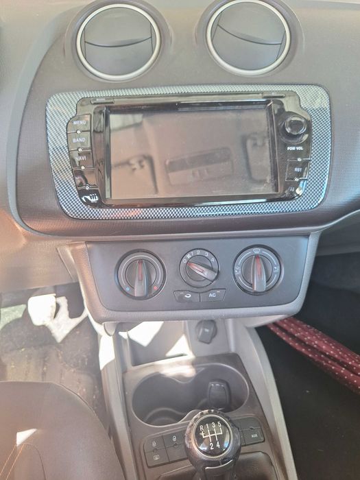 Seat Ibiza 6j Gasóleo — photo 3