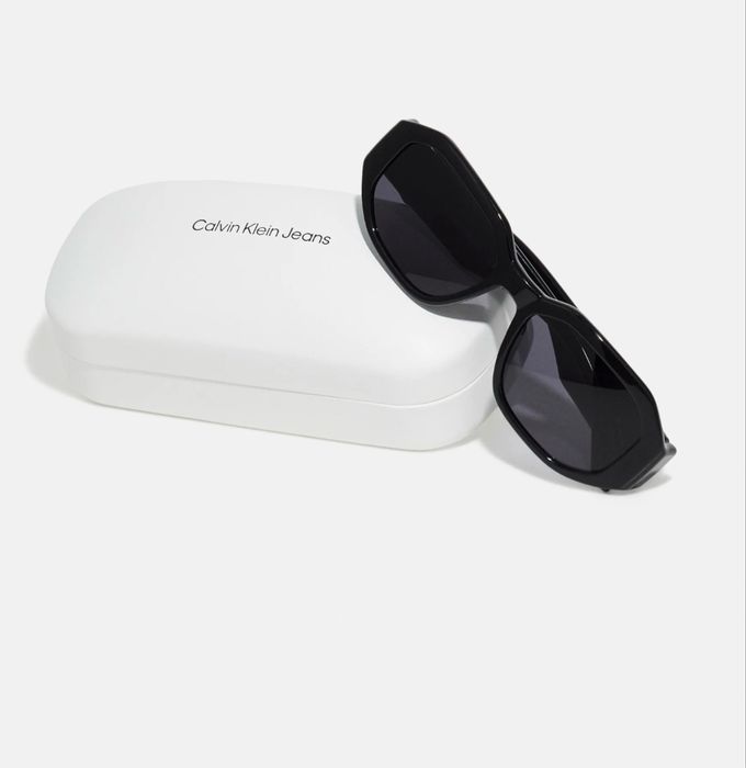 Óculos de sol Calvin Klein- black UNISEX -Original