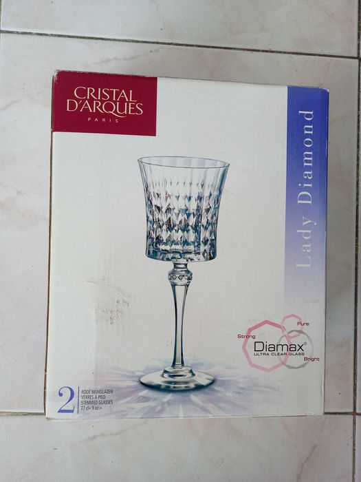 Quatro cálices de cristal