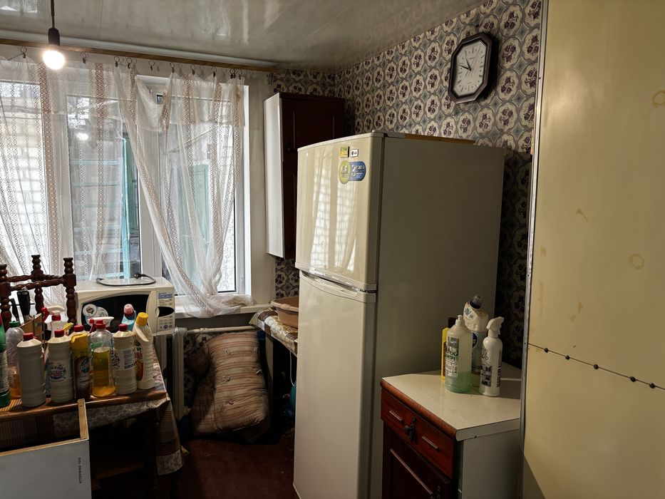 Продам полдома пл. 93м2 в центре пос. Хорошево (20 км от центра Харькова)