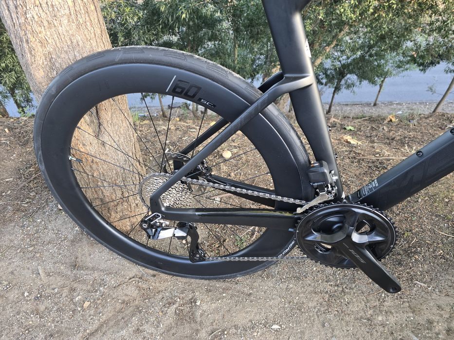 Merida reacto 6000 rodas carbono e di2