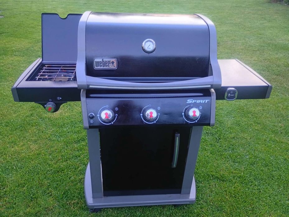Duży grill gazowy