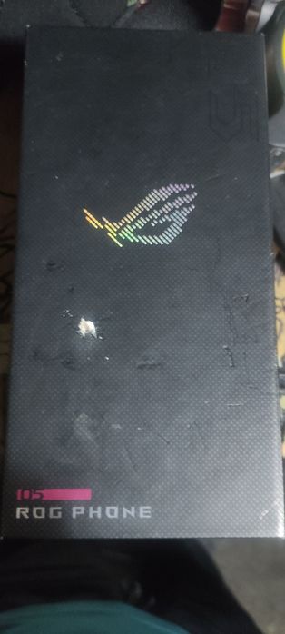 Uszkodzony Asus ROG phone 5