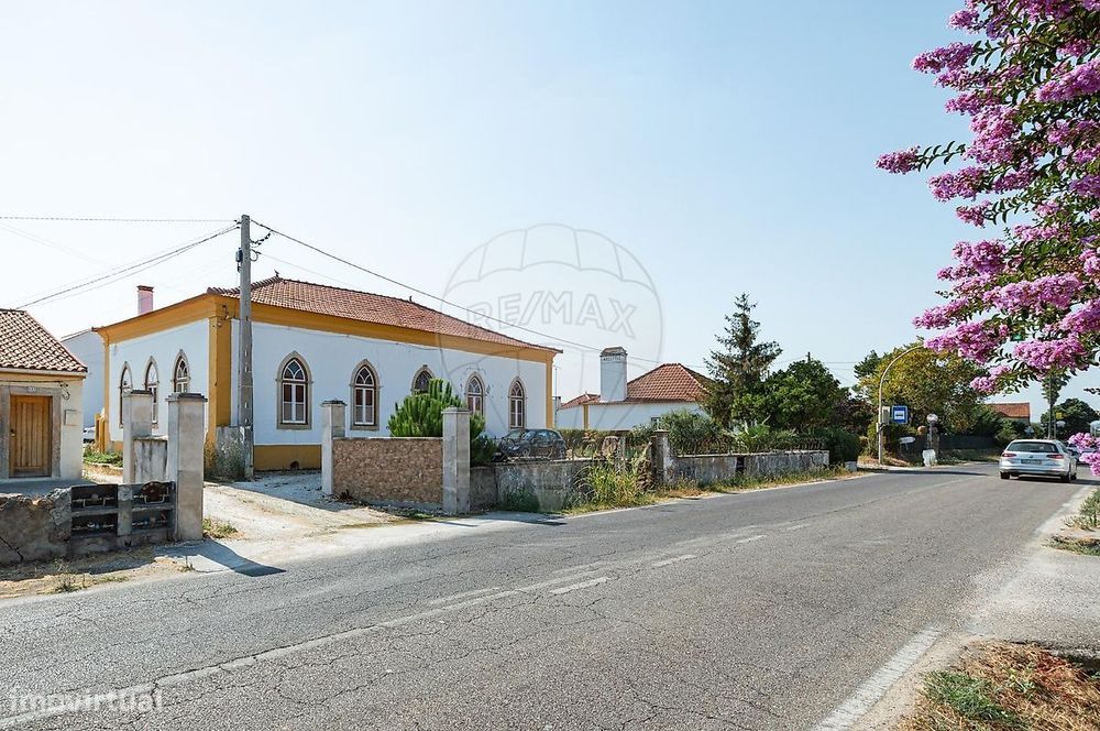 Moradia T4 para venda