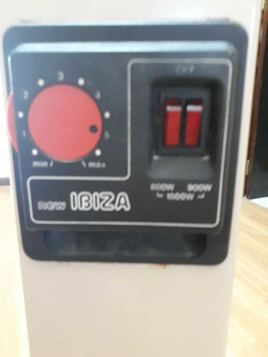 Aquecedores eletricos a oleo  em perfeito estado de funcionamento