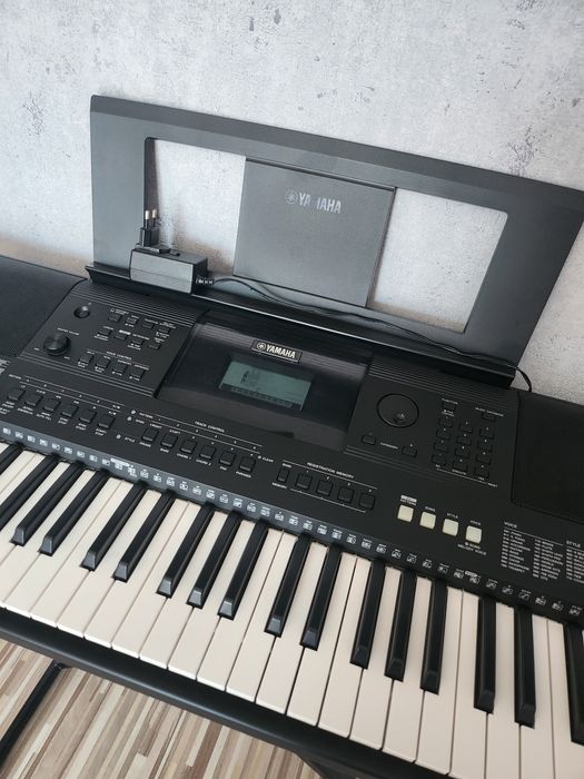 Keyboard YAMAHA PRS E 423 jak nowy