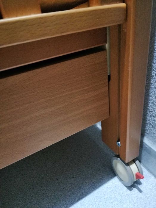 Cama grades Prénatal c/ colchão têxteis