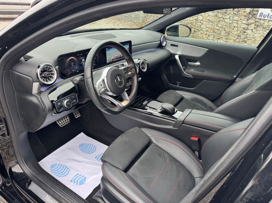 Mercedes-Benz A 250 Limousine e AMG Line