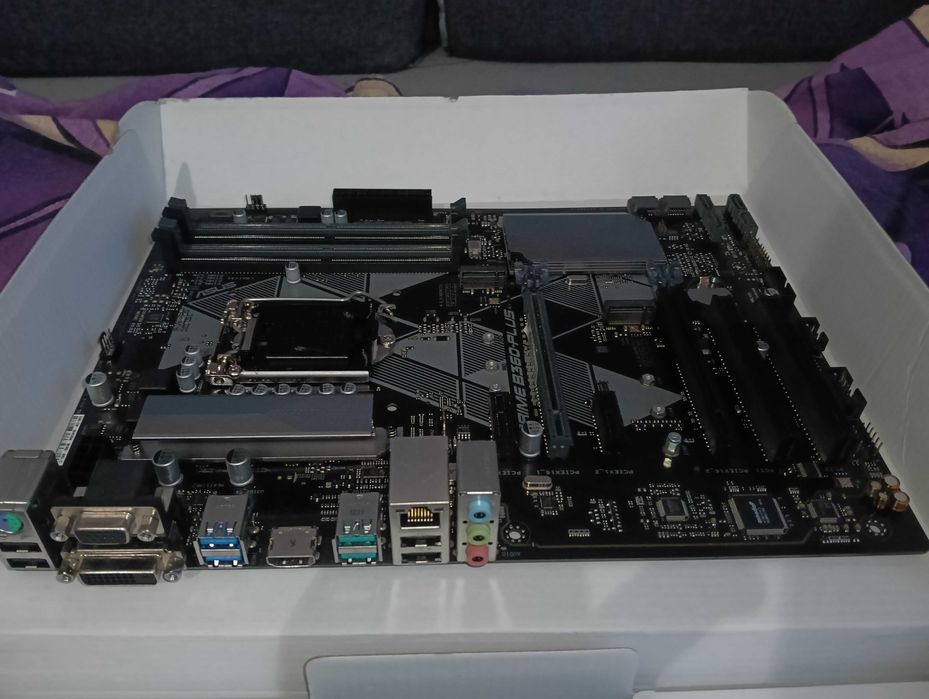 Płyta Prime B360-Plus(pudełko z innej płyty)