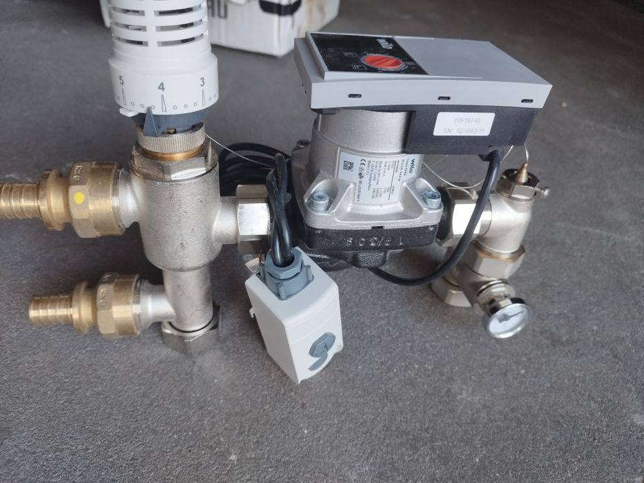 Układ mieszający FLEX REHAU komplet pompa Wilo