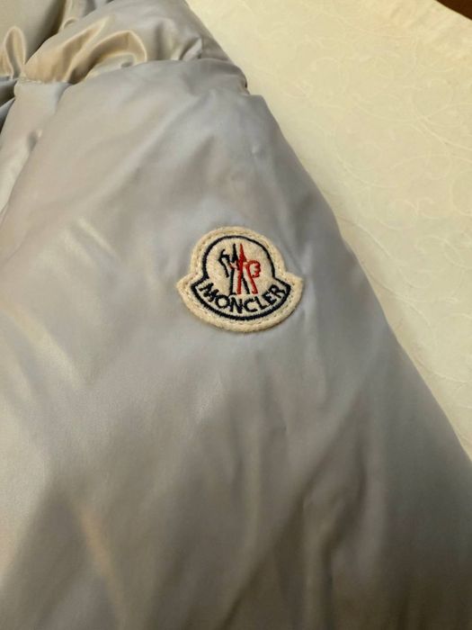 Пуховик Moncler жіночий