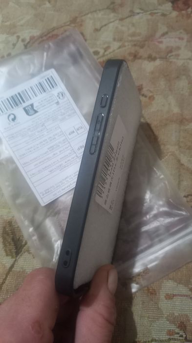 Чехол на 16 iphone новый