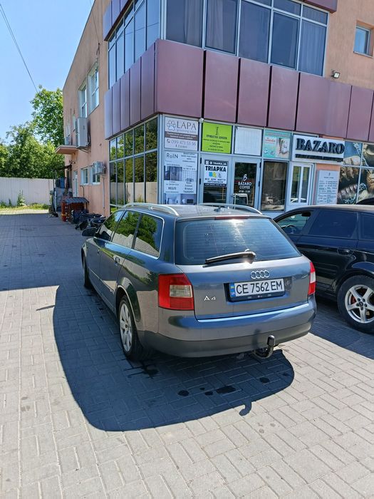 Ауди А4 Б 6 універсал