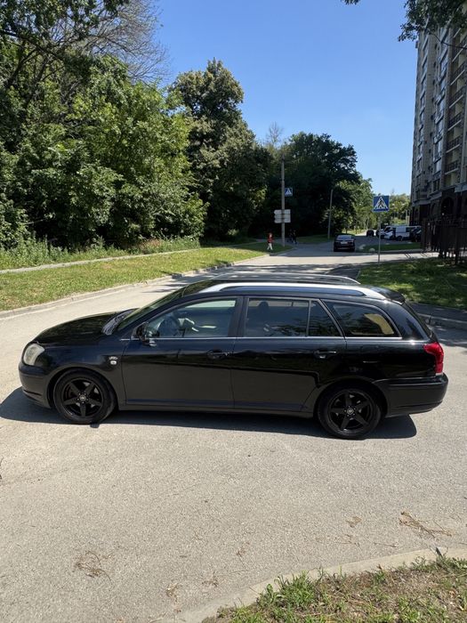 Toyota Avensis 2,0 дизель механика