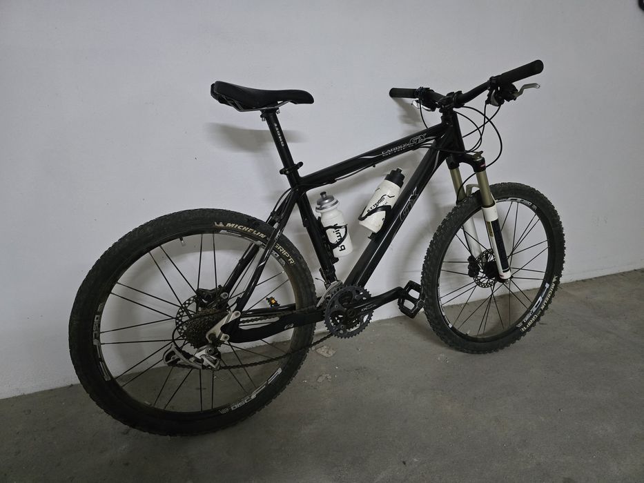 Btt em Carbono quadro M/L