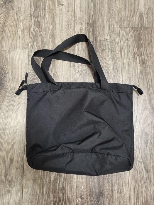 Сумка-тоут Nike Tech Tote