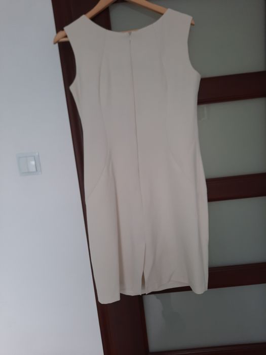 Elegacka sukienka Polska