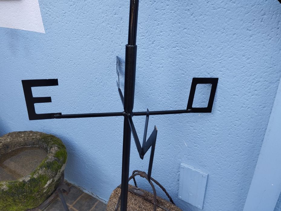 Catavento com galo colorido