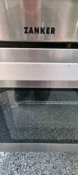 Piekarnik z plyta ceramiczna