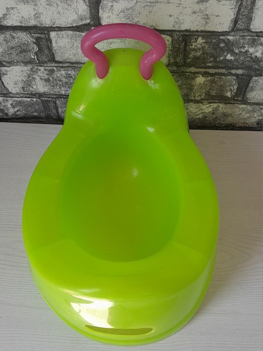 Горшок детский,  в отличном состоянии