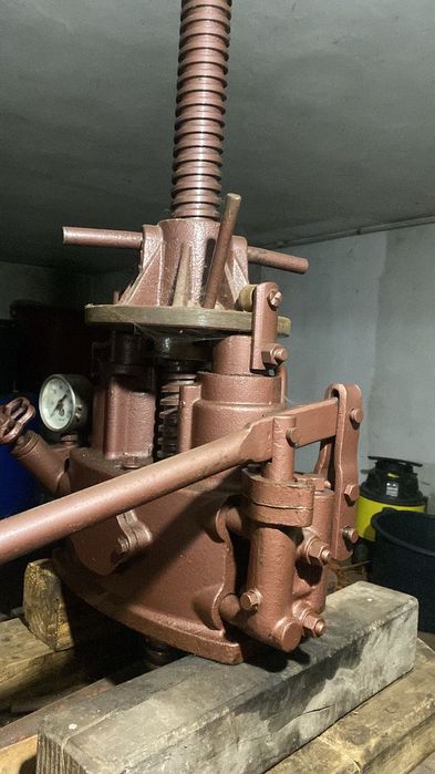 Prensa de pipa e meia.