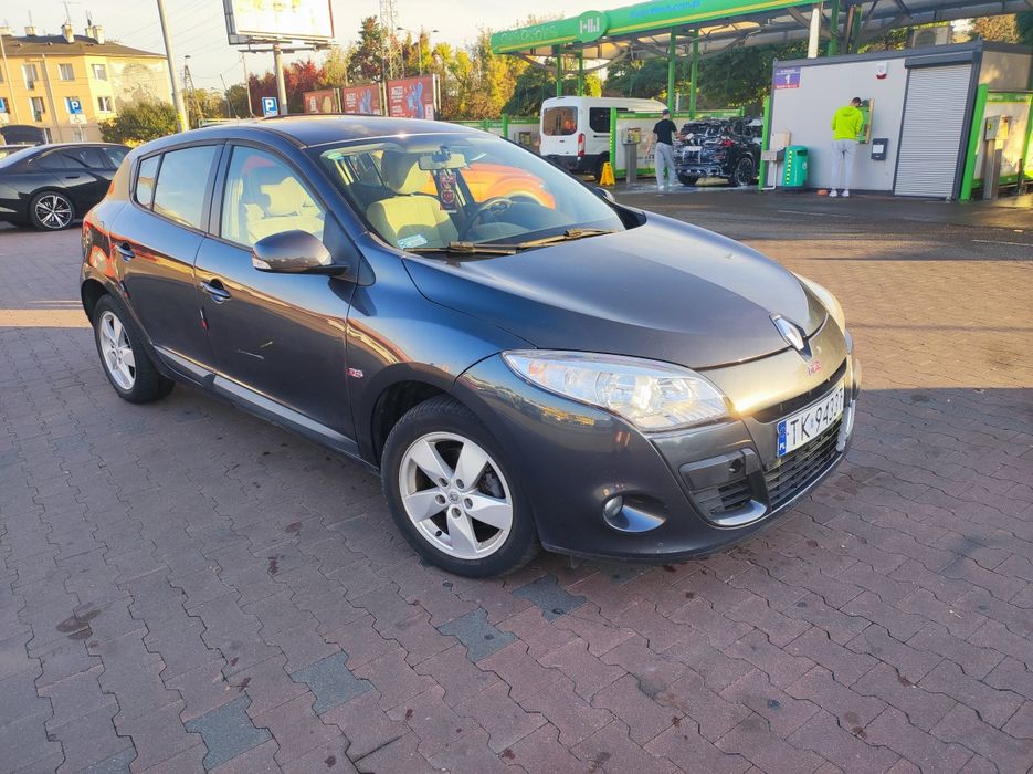 Sprzedam Zamienię Renault Megane 3 1,6 Benzyna 2011rok Automat  Godna Polecenia