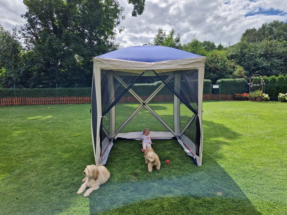 Pawilon ogrodowy, moskitiera