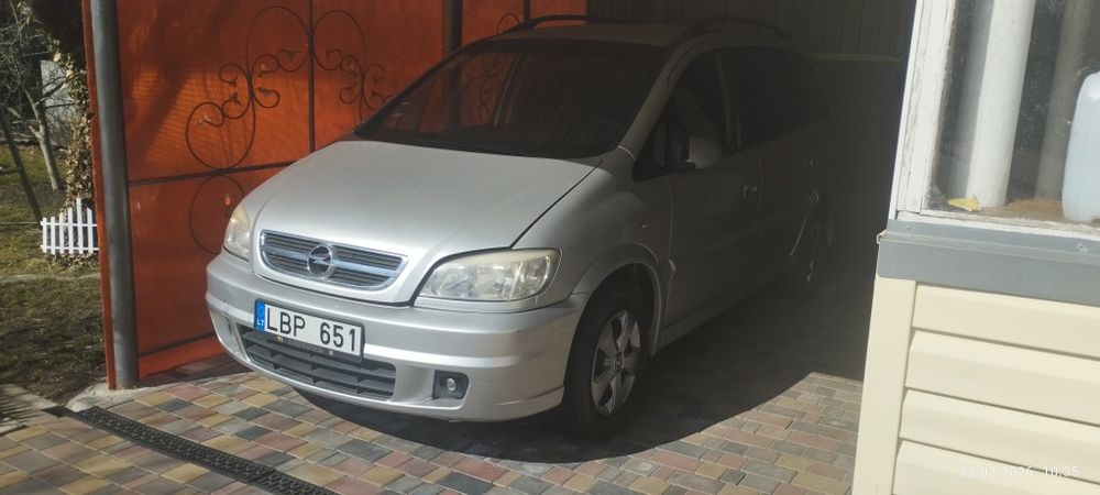 Opel Zafira A 2.2 дизель