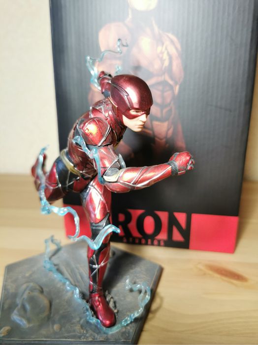 The Flash Iron Studios 1:10 Justice League