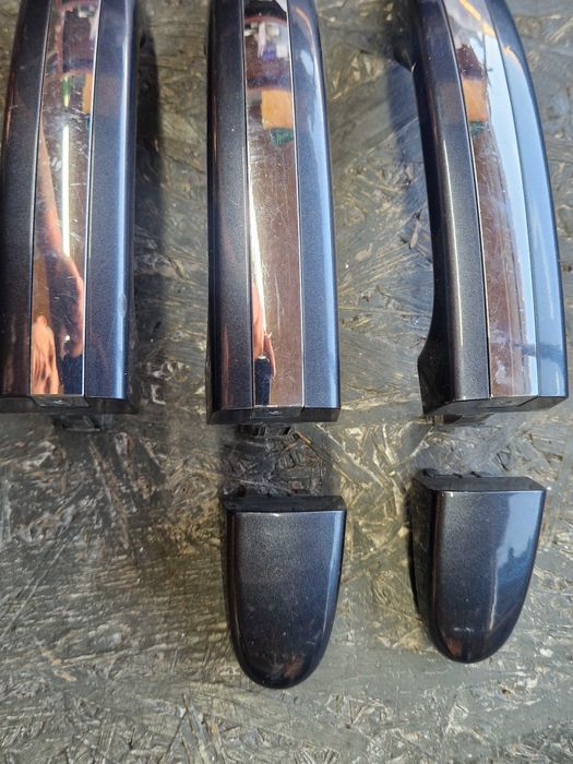 Klamki Zewnetrzne Ford Galaxy MK II 6M21U22404CC