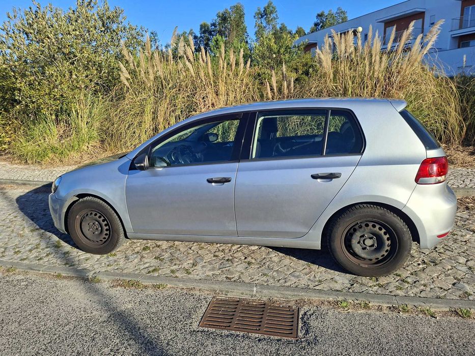 VW Golf 6 1.6 TDI 105 cv | 2010 | 5 portas | 165.000 km