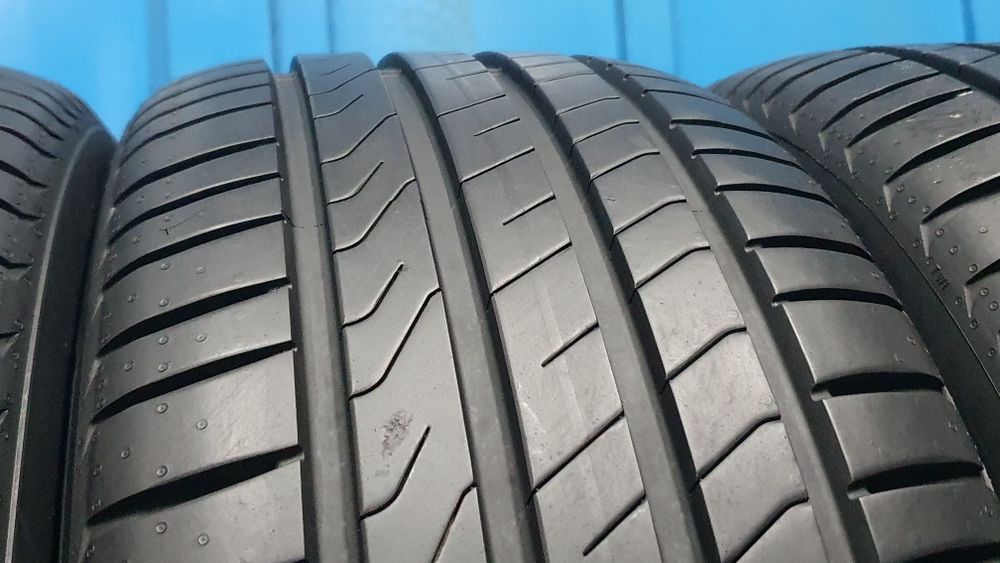 Opony letnie bez napraw  4 x 215 55 R17 Pirelli Cinturato