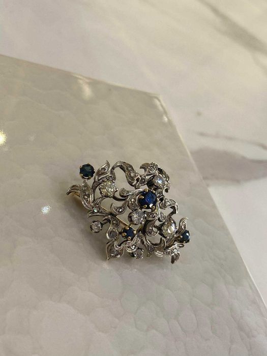 Stara broszka z diamentami 2.00 CT i z szafirami 2.00 CT