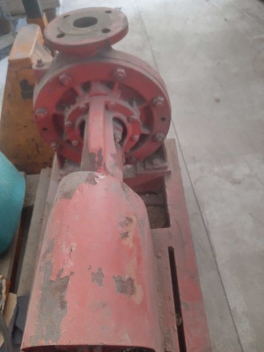 Motor trifásico de água