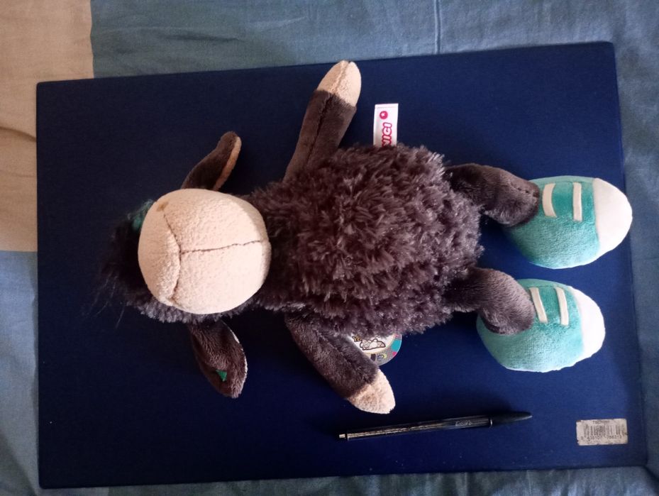 Peluche grande ovelha NICI ainda com a etiqueta