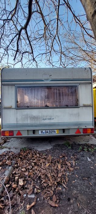 караван кемпінг  будинок на колесах причіп дача