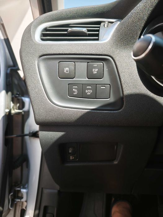 Citroën C4 — fotografia 10