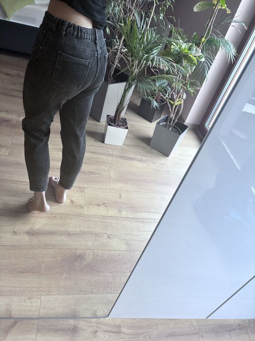 Ciemny denim czarne jeansy M / 38