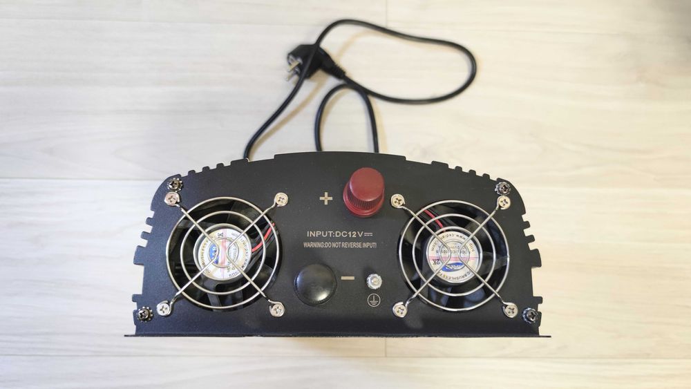 Інвертор/перетворювач напруги SOLARTRONICS UPS 12V 1000/2000 PURE SINE