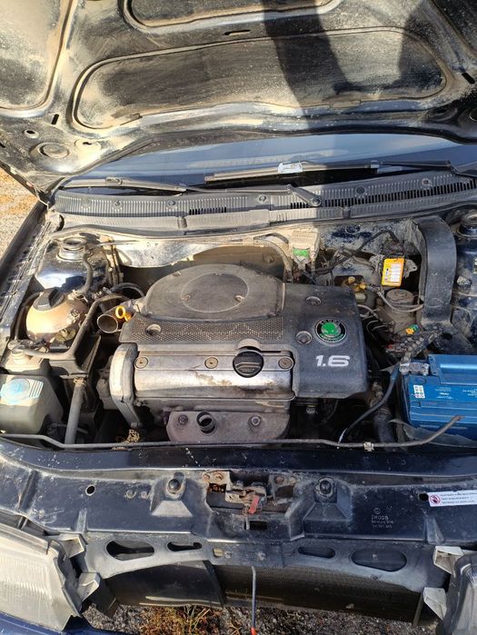 Продам октавію тур